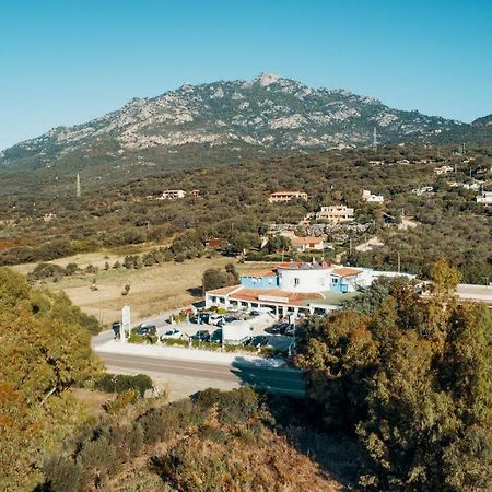 Hotel Il Timone Cugnana Ngoại thất bức ảnh