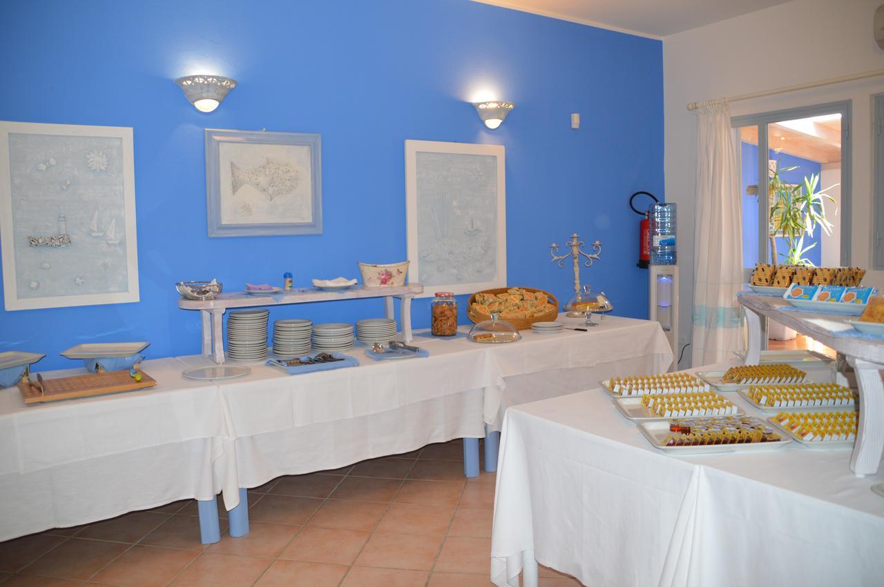 Hotel Il Timone Cugnana Ngoại thất bức ảnh